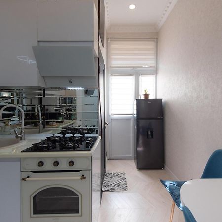 Apartment In Old Tbilisi ภายนอก รูปภาพ