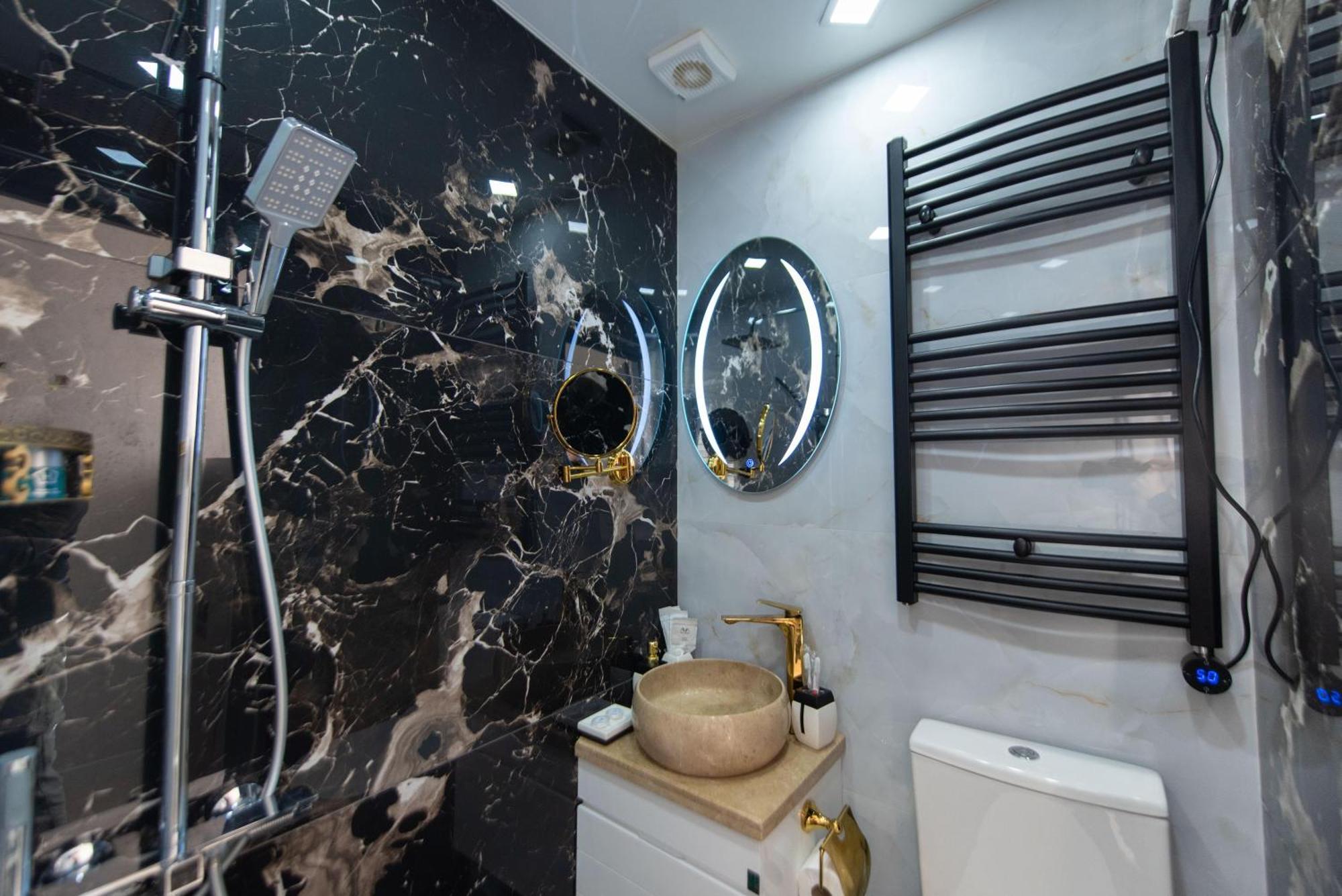 Apartment In Old Tbilisi ภายนอก รูปภาพ